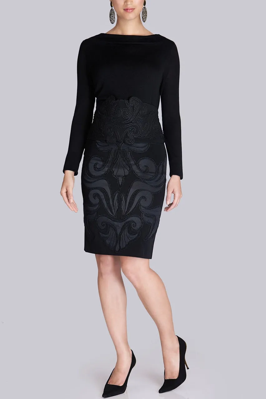 Bistretch Embroidered Skirt