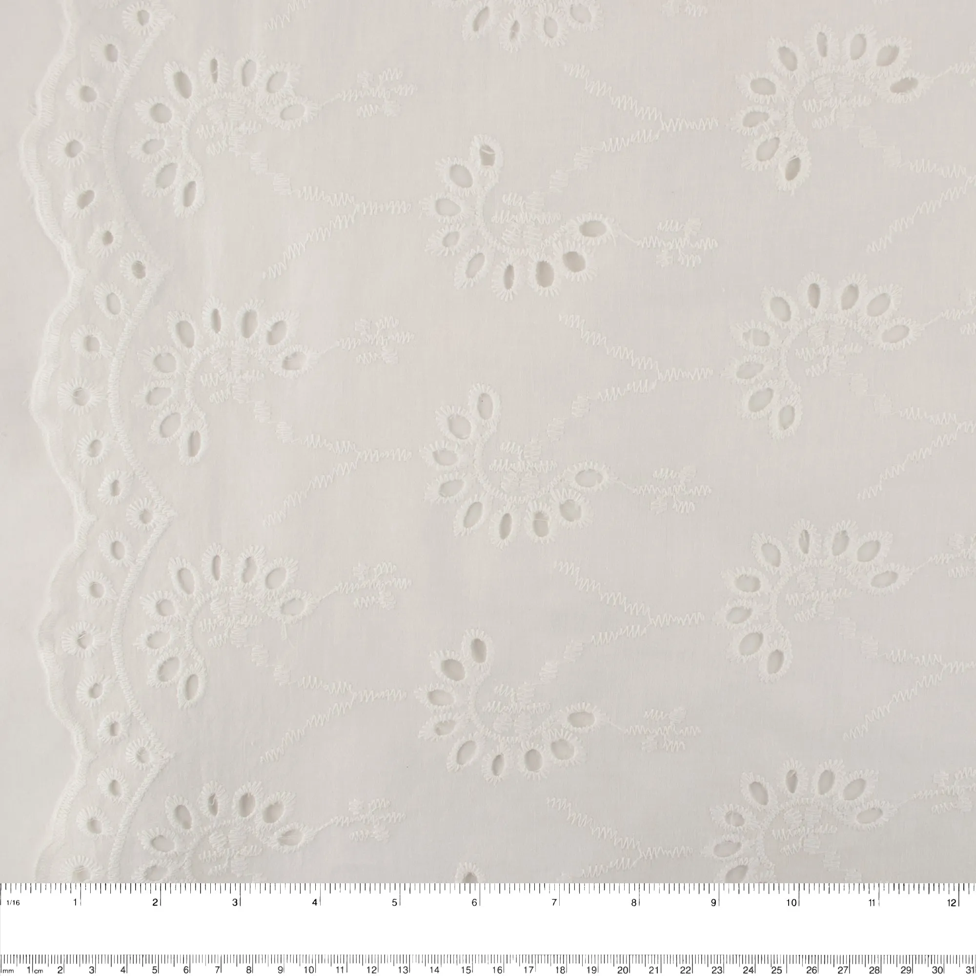 Fashion Embroidered Cotton - Border flowers - Off white