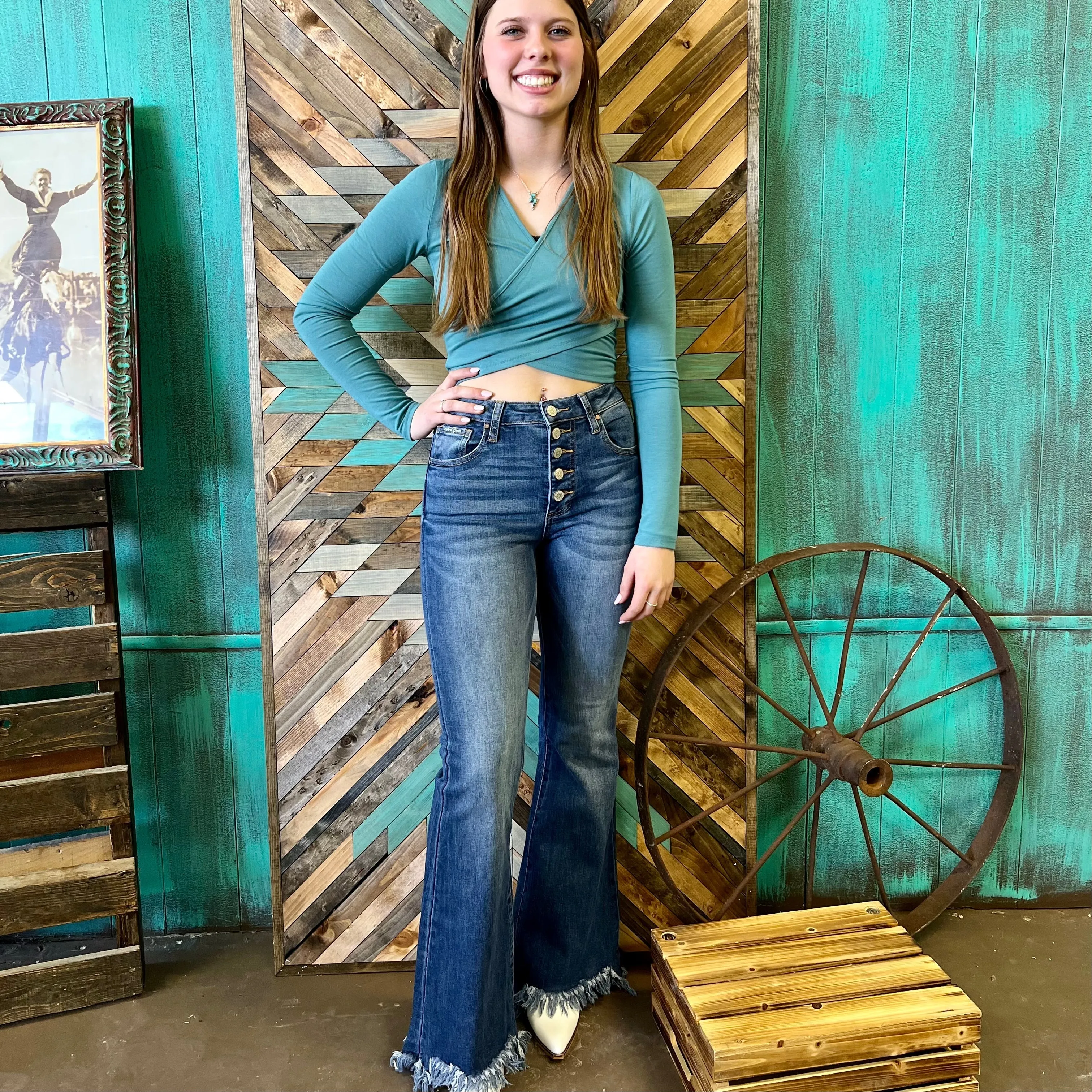 Flare In Her Eyes Jeans*