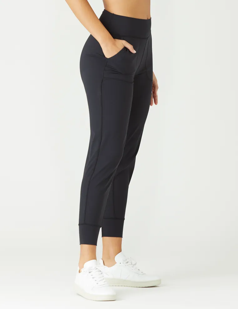 Pure Jogger: Black