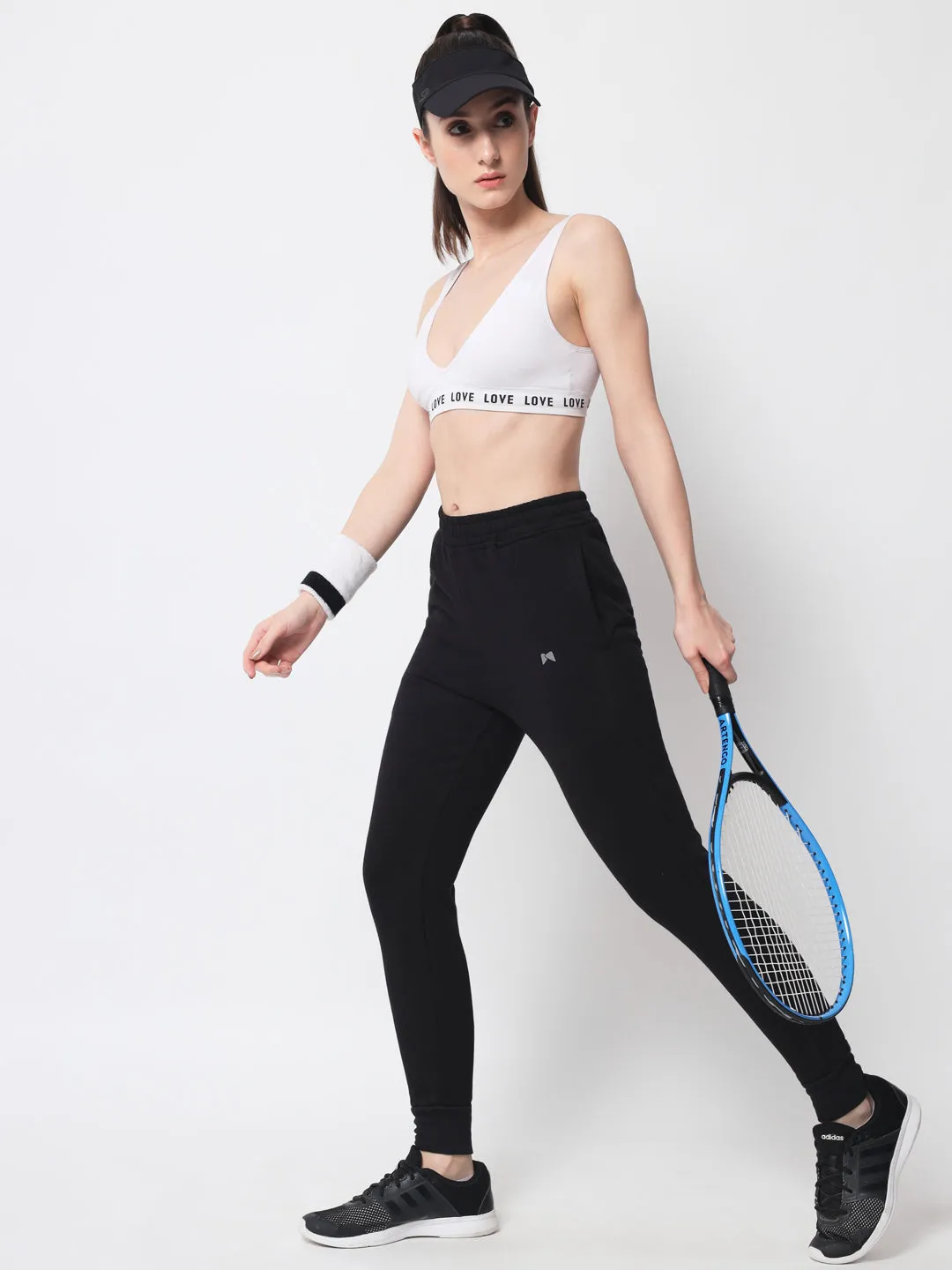 Side Pocket Jogger – Solid Black