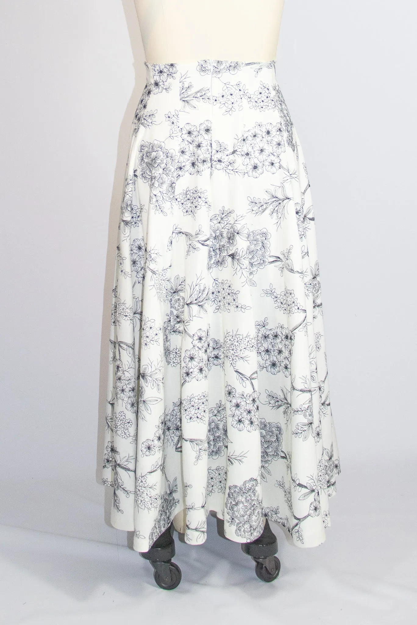 Skirt with Black Embroidered Flowers